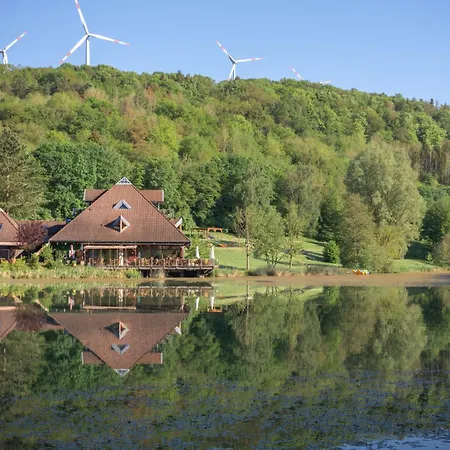 Hotel-restaurant Eifeler Seehuette ホテル *