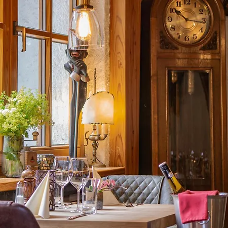 Hotel-restaurant Eifeler Seehuette Rieden