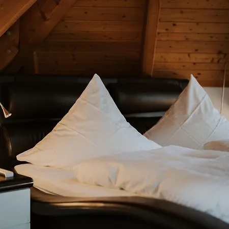 Szálloda Hotel-restaurant Eifeler Seehuette Rieden