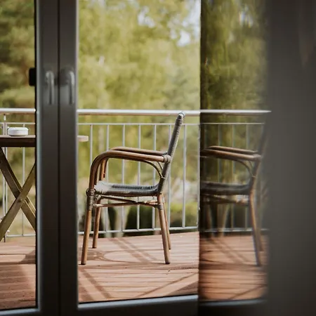 Hotel-restaurant Eifeler Seehuette Rieden (Mayen-Koblenz)