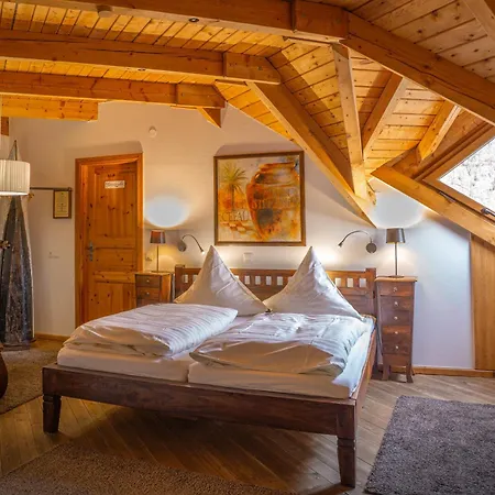Hotel-restaurant Eifeler Seehuette * Rieden (Mayen-Koblenz)