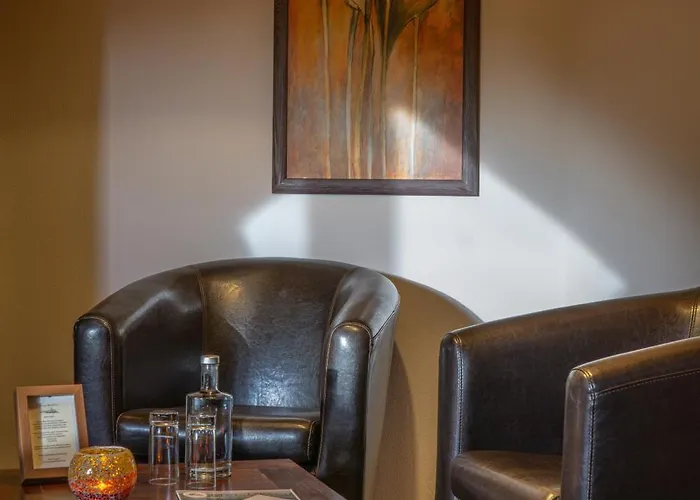 מלון Hotel-restaurant Eifeler Seehuette Rieden (Mayen-Koblenz)