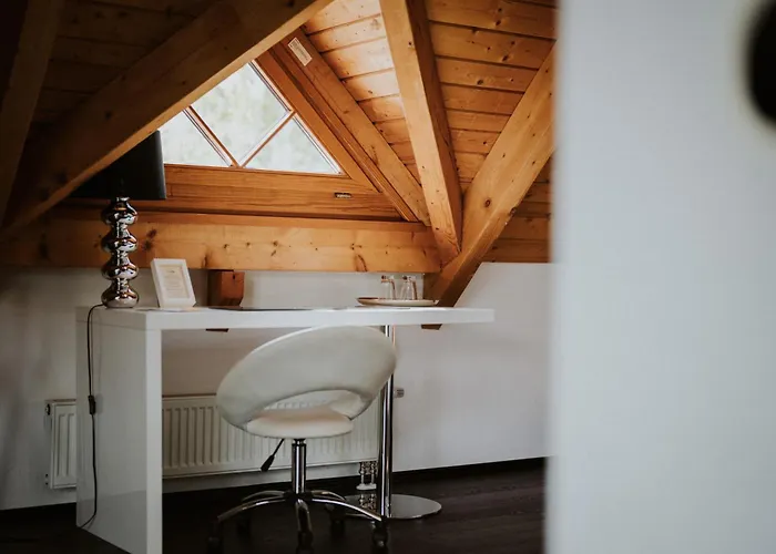 Hotel-restaurant Eifeler Seehuette *